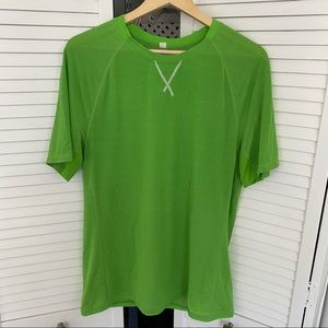 Lululemon men’s workout shirt